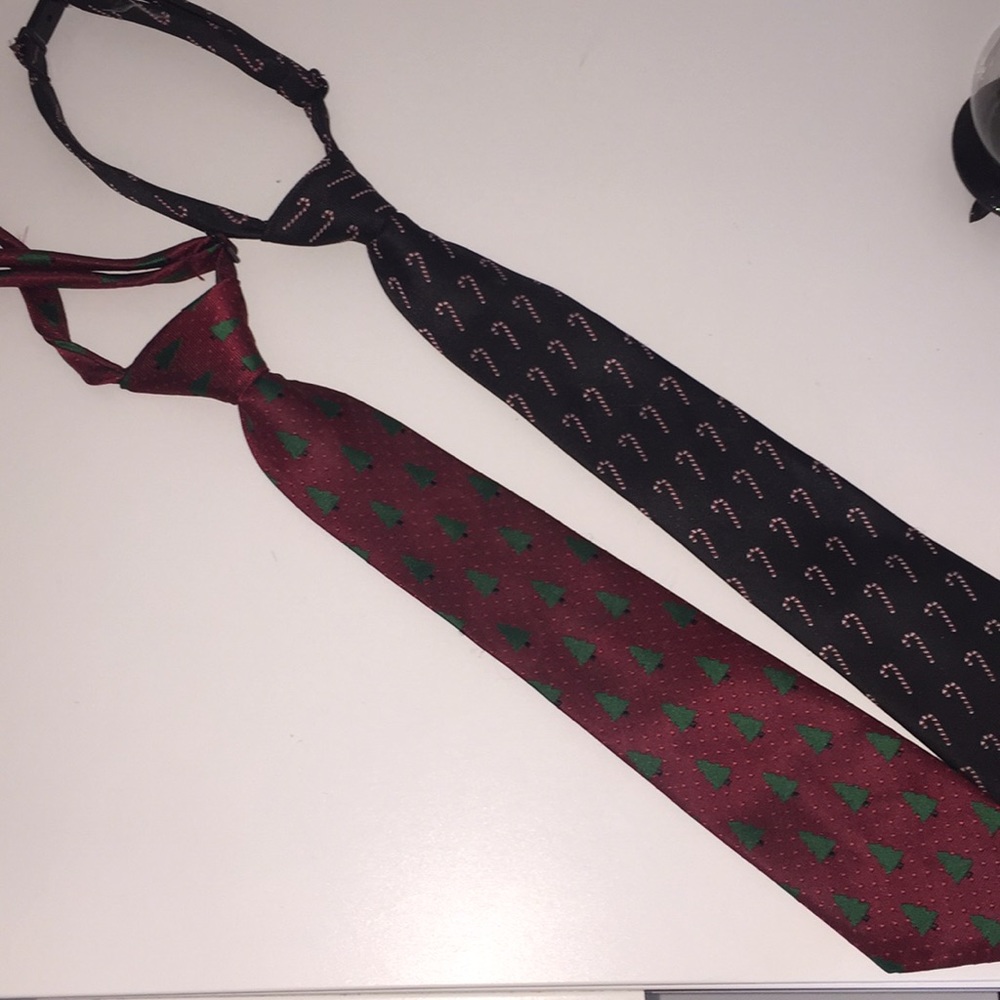 2 boys Christmas ties
